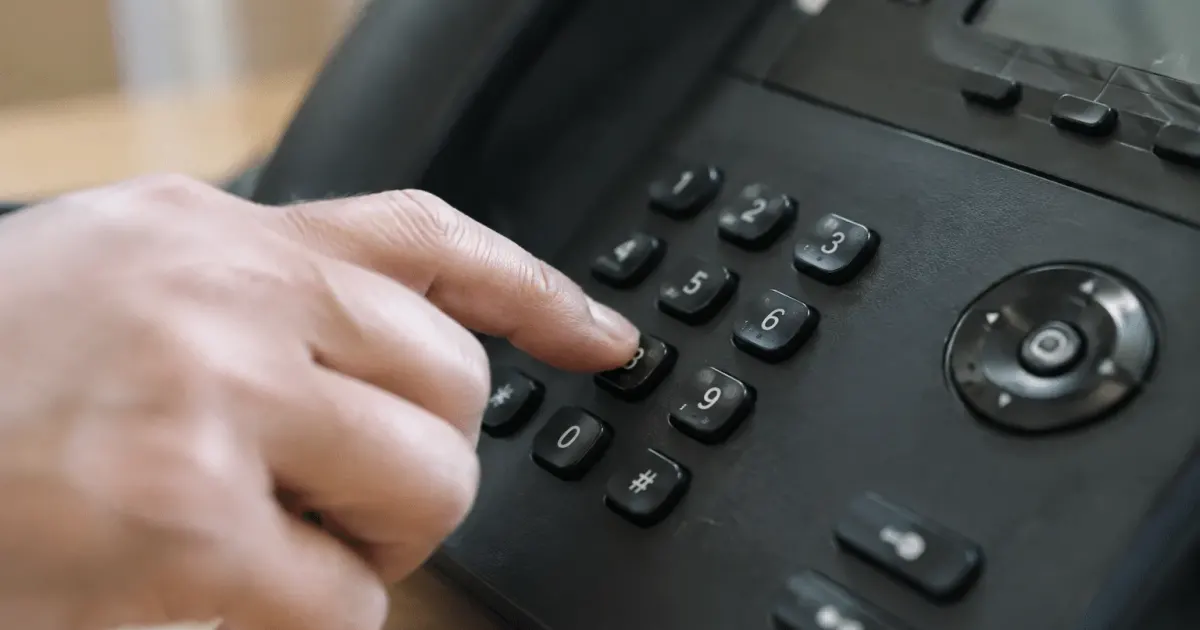 Numero telephone compose sur clavier numerique noir
